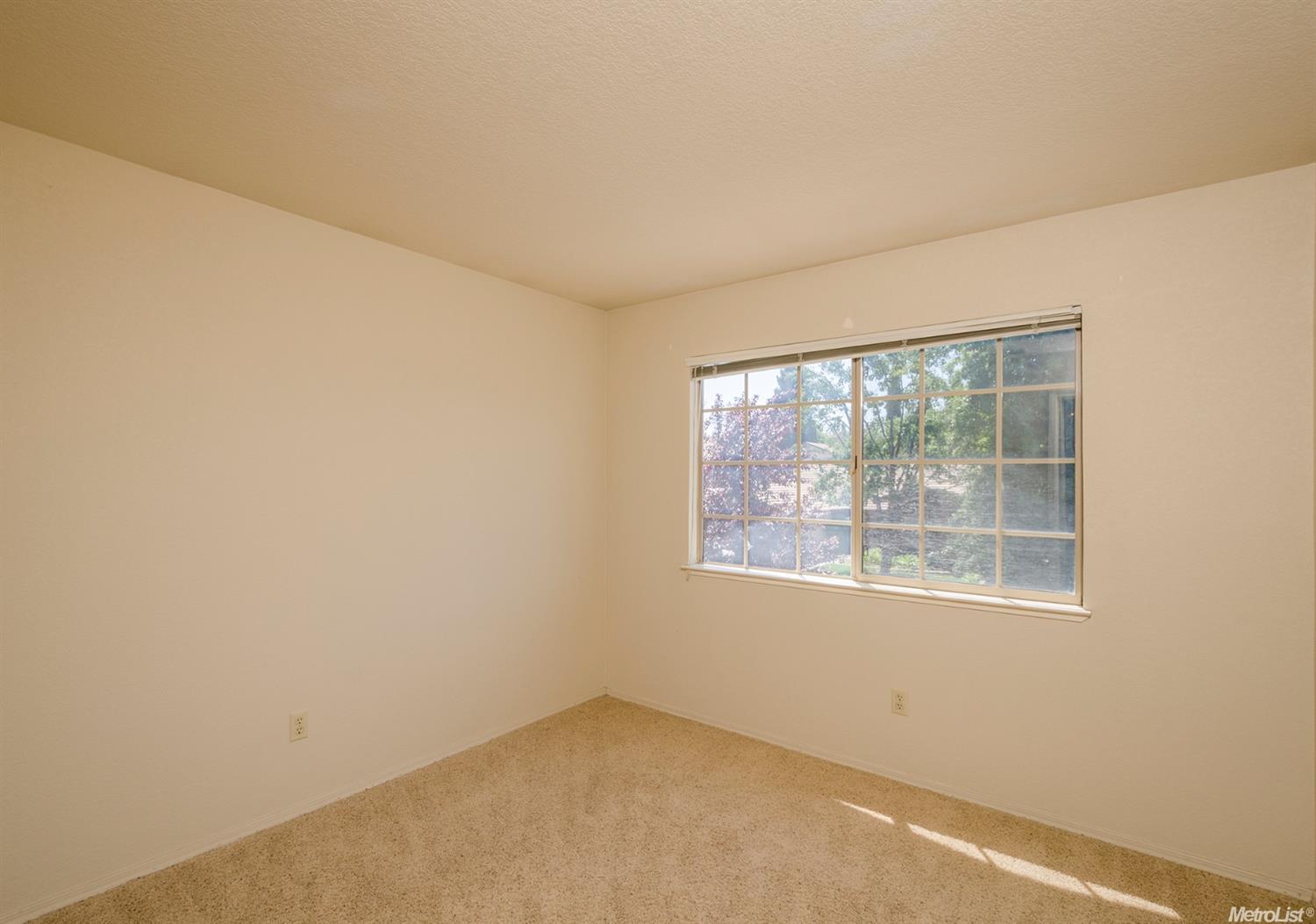 8258 Pinefield, Antelope, CA 95843 photo 21