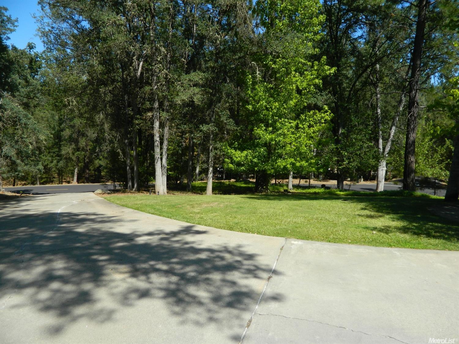 21220 Apple Valley Dr, Sonora, CA 95370 photo 23