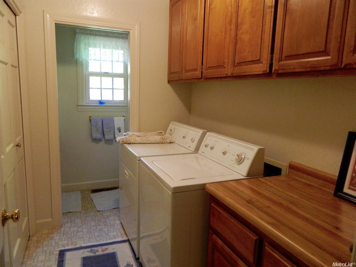 21220 Apple Valley Dr, Sonora, CA 95370 photo 5