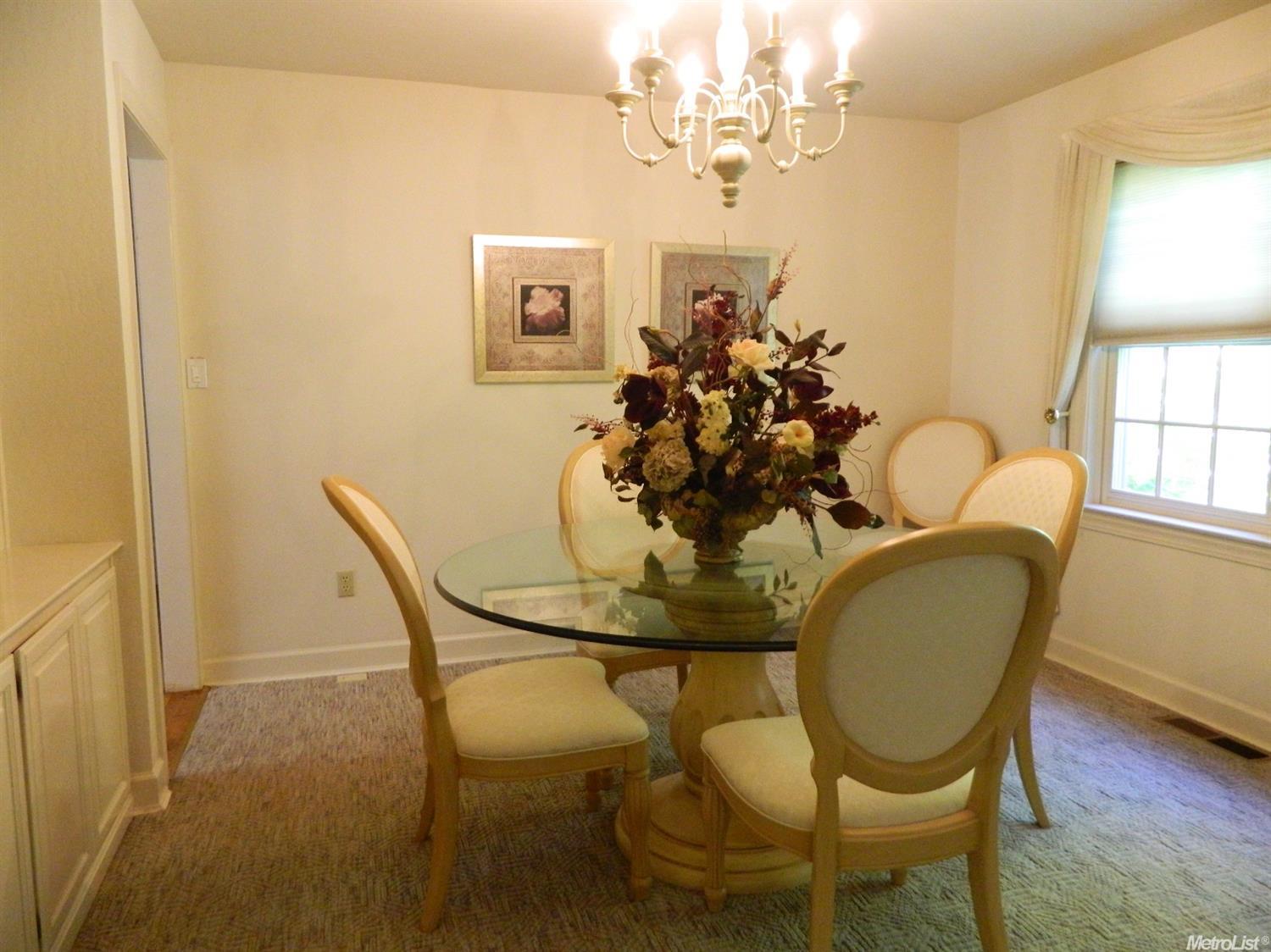21220 Apple Valley Dr, Sonora, CA 95370 photo 3