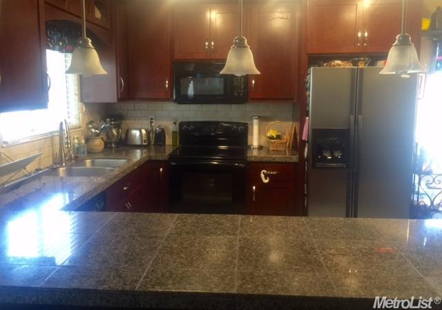 1653 Arlington, Turlock, CA 95382 photo 3