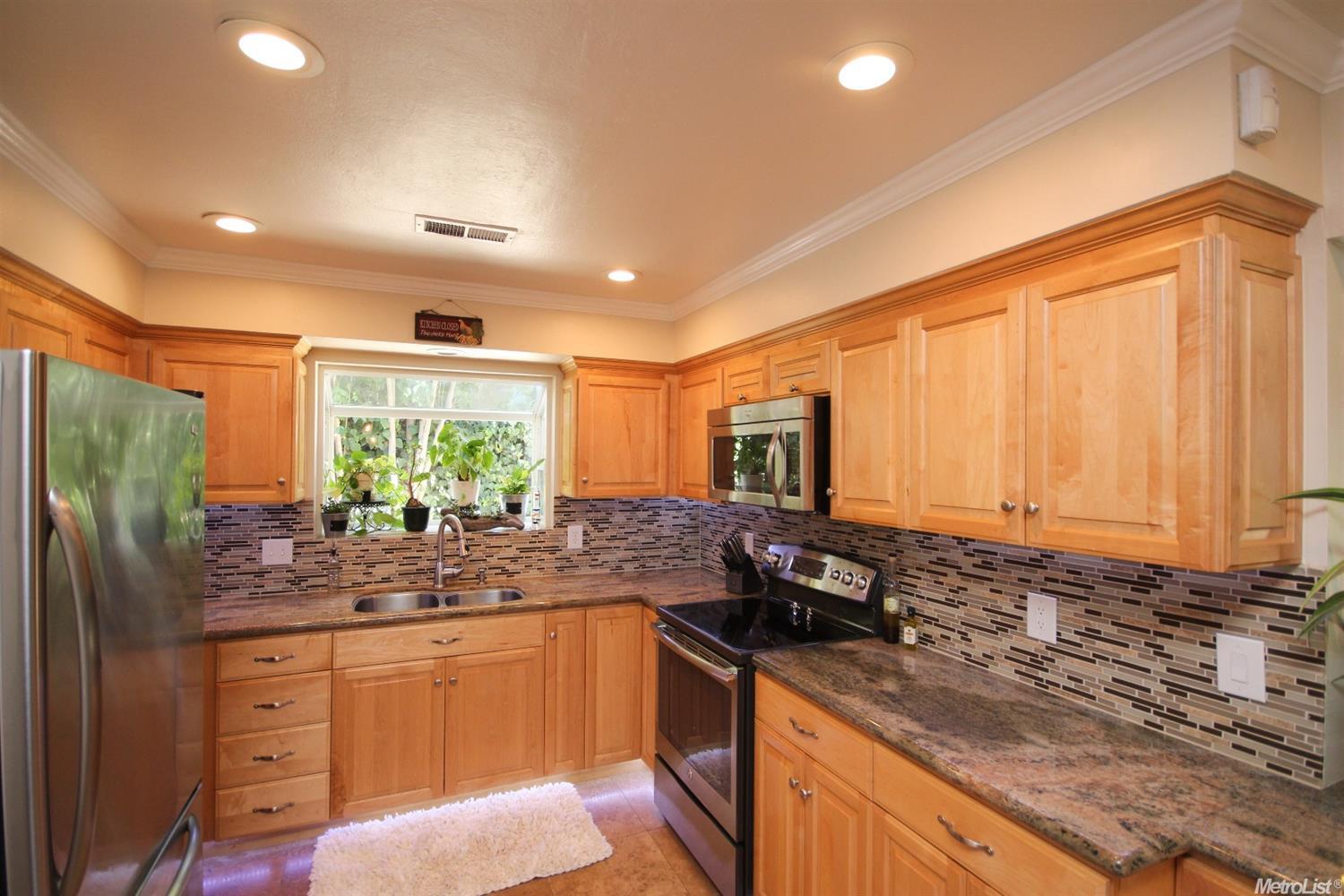 5112 Oleander Dr, Carmichael, CA 95608 photo 1