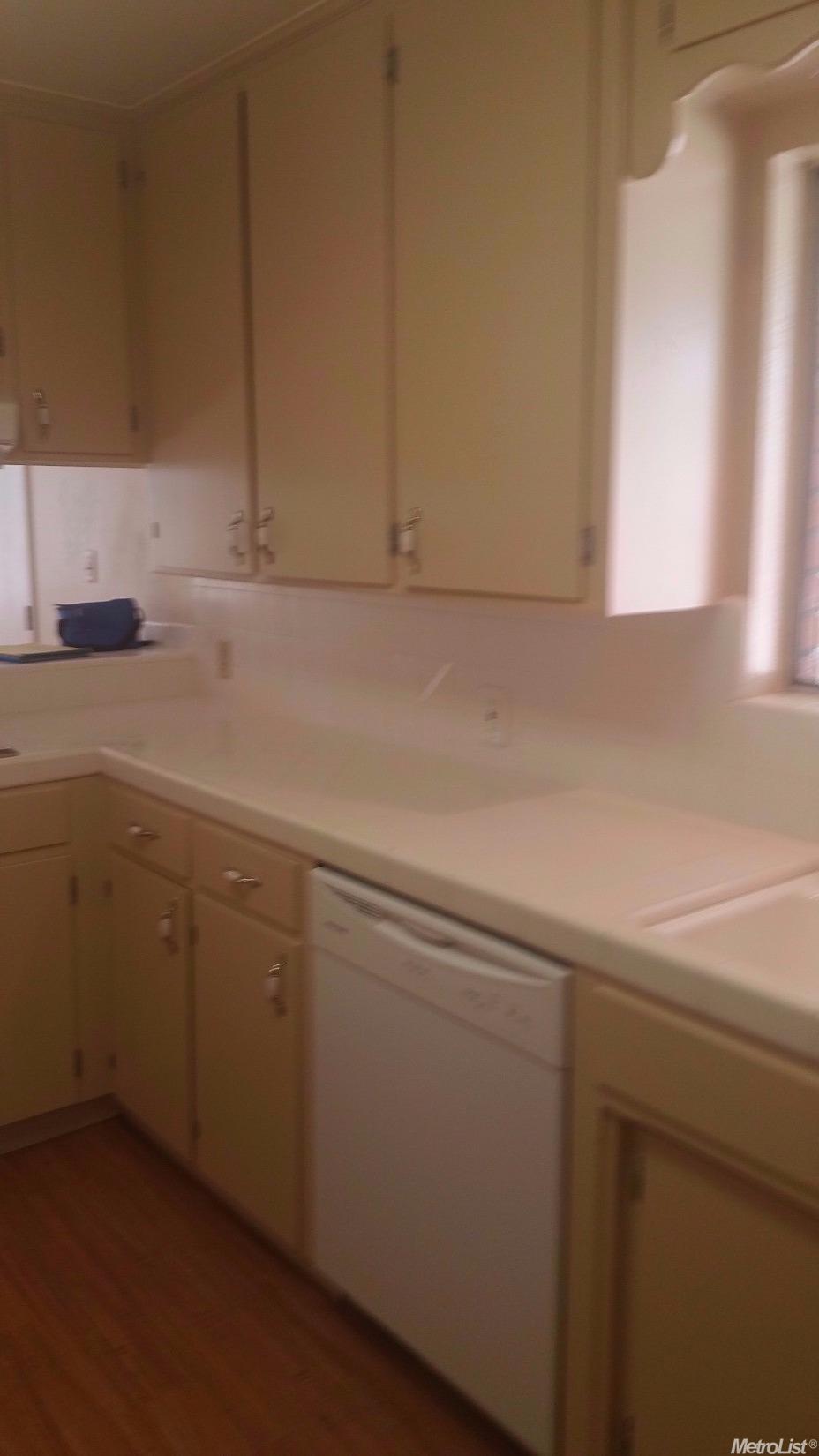 1604 Kruger Dr, Modesto, CA 95355 photo 5