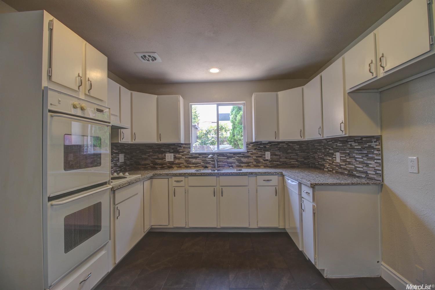 1713 Dillon, Modesto, CA 95350 photo 3
