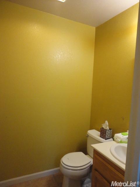 1766 Savory Dr, Manteca, CA 95337 photo 8