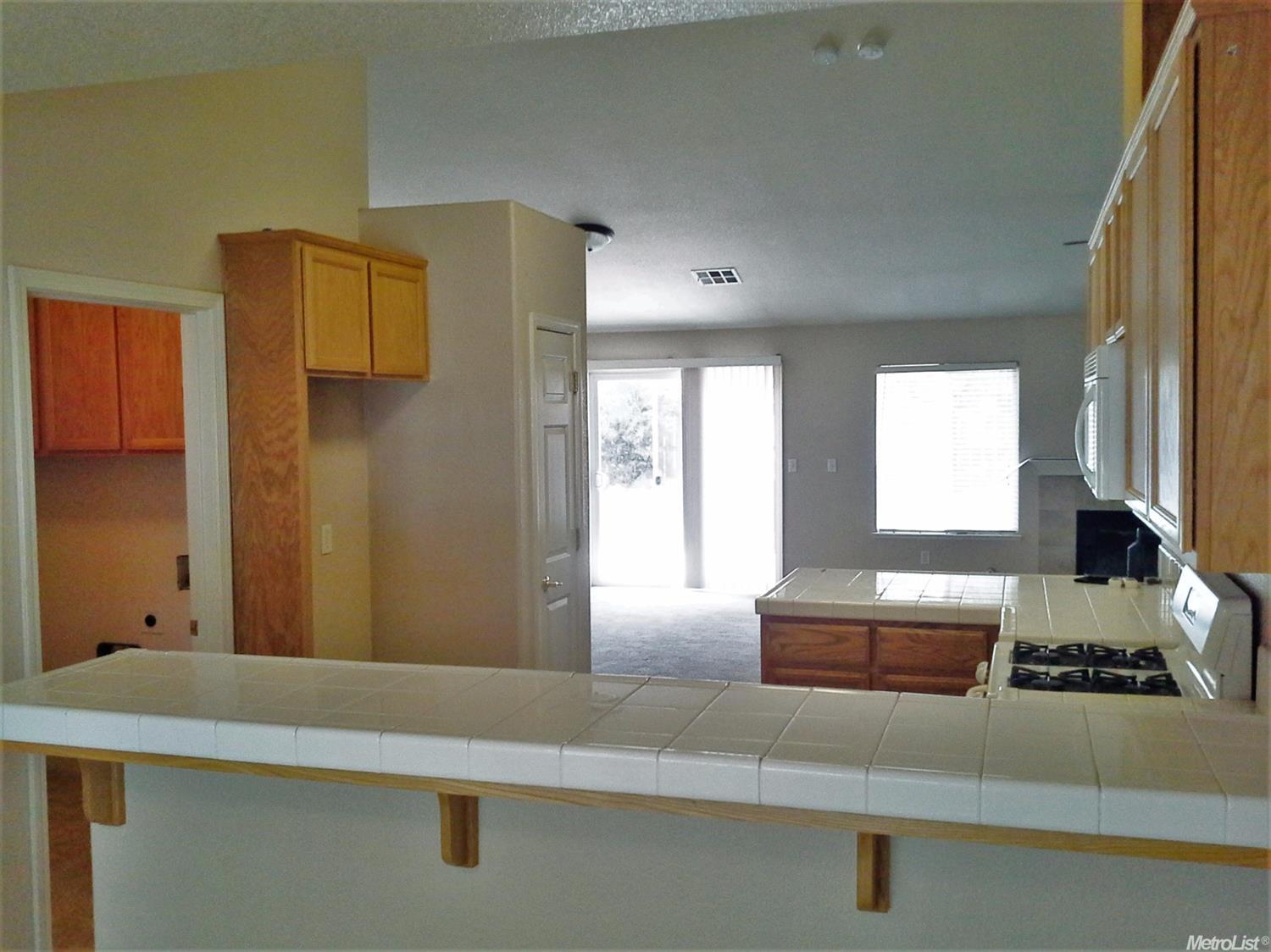 1705 Via Milano, Gustine, CA 95322 photo 11