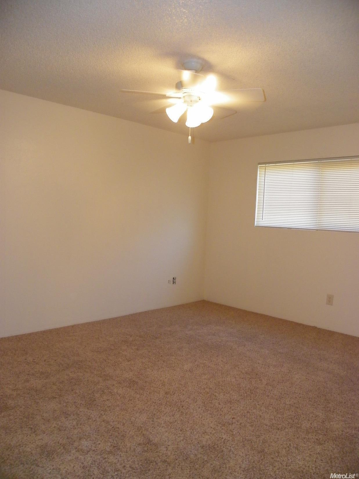 3813 Gareth Ln, Modesto, CA 95356 photo 9