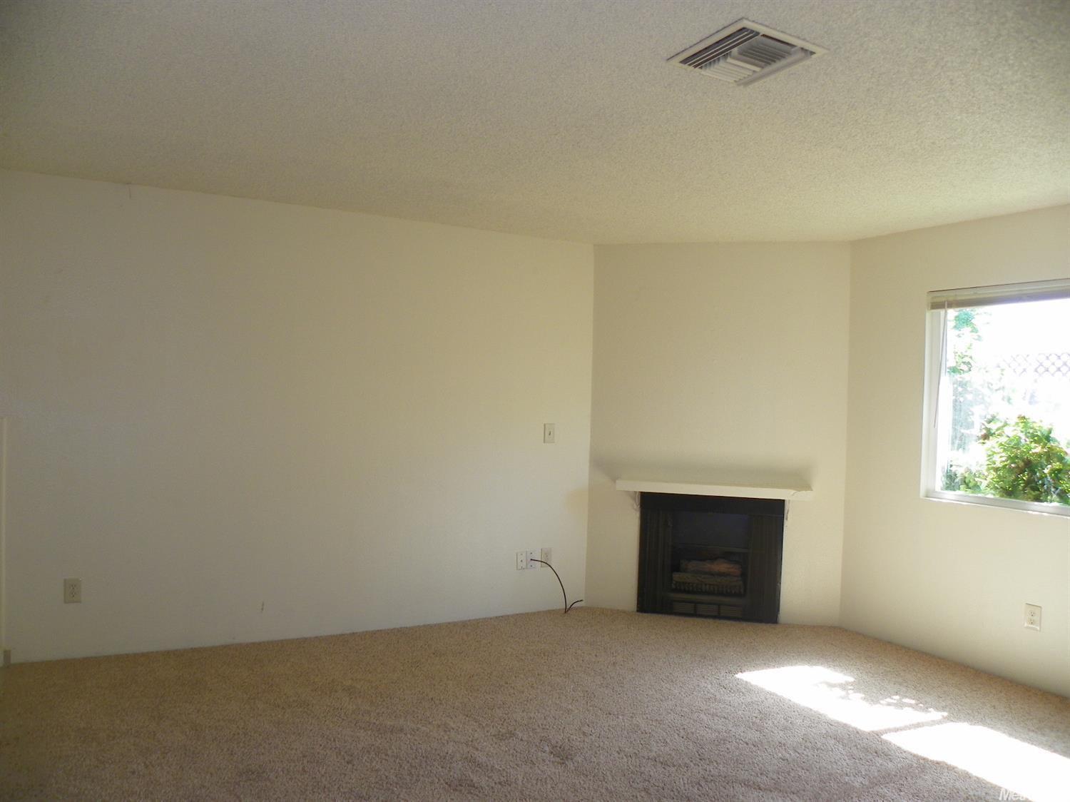 3813 Gareth Ln, Modesto, CA 95356 photo 3