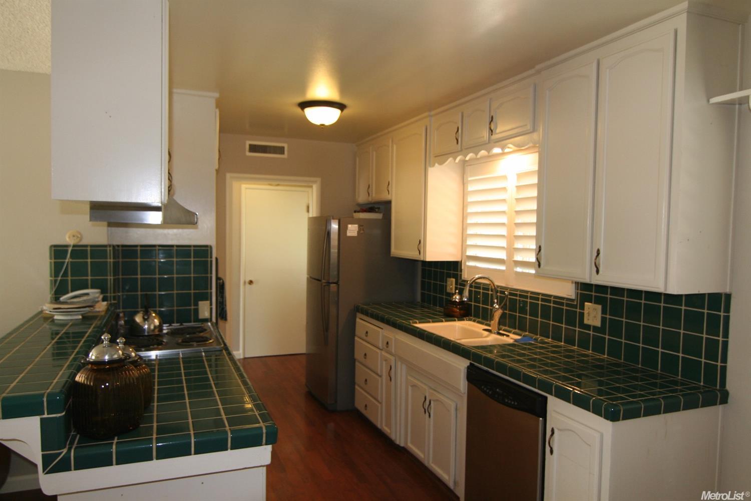 2413 Codding Dr, Modesto, CA 95350 photo 7