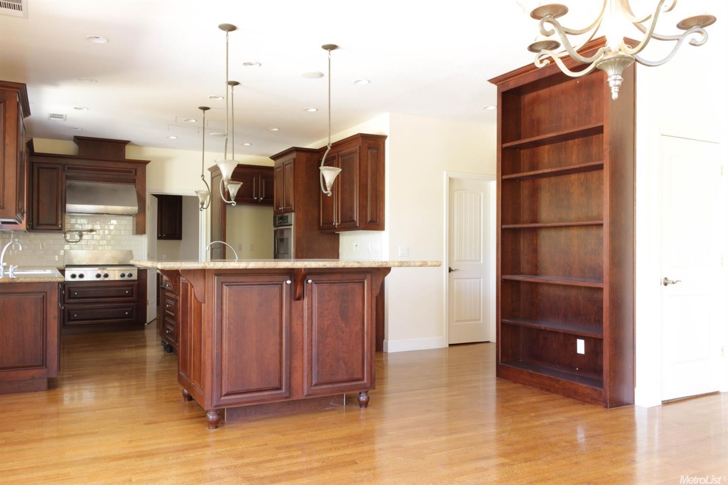 568 S Mohler Rd, Ripon, CA 95366 photo 5