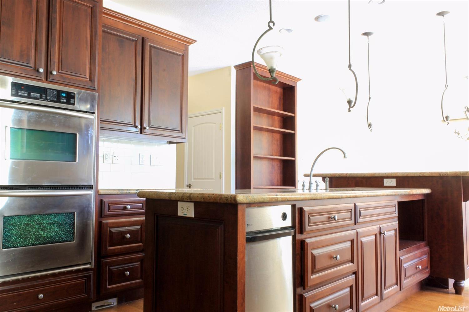 568 S Mohler Rd, Ripon, CA 95366 photo 4