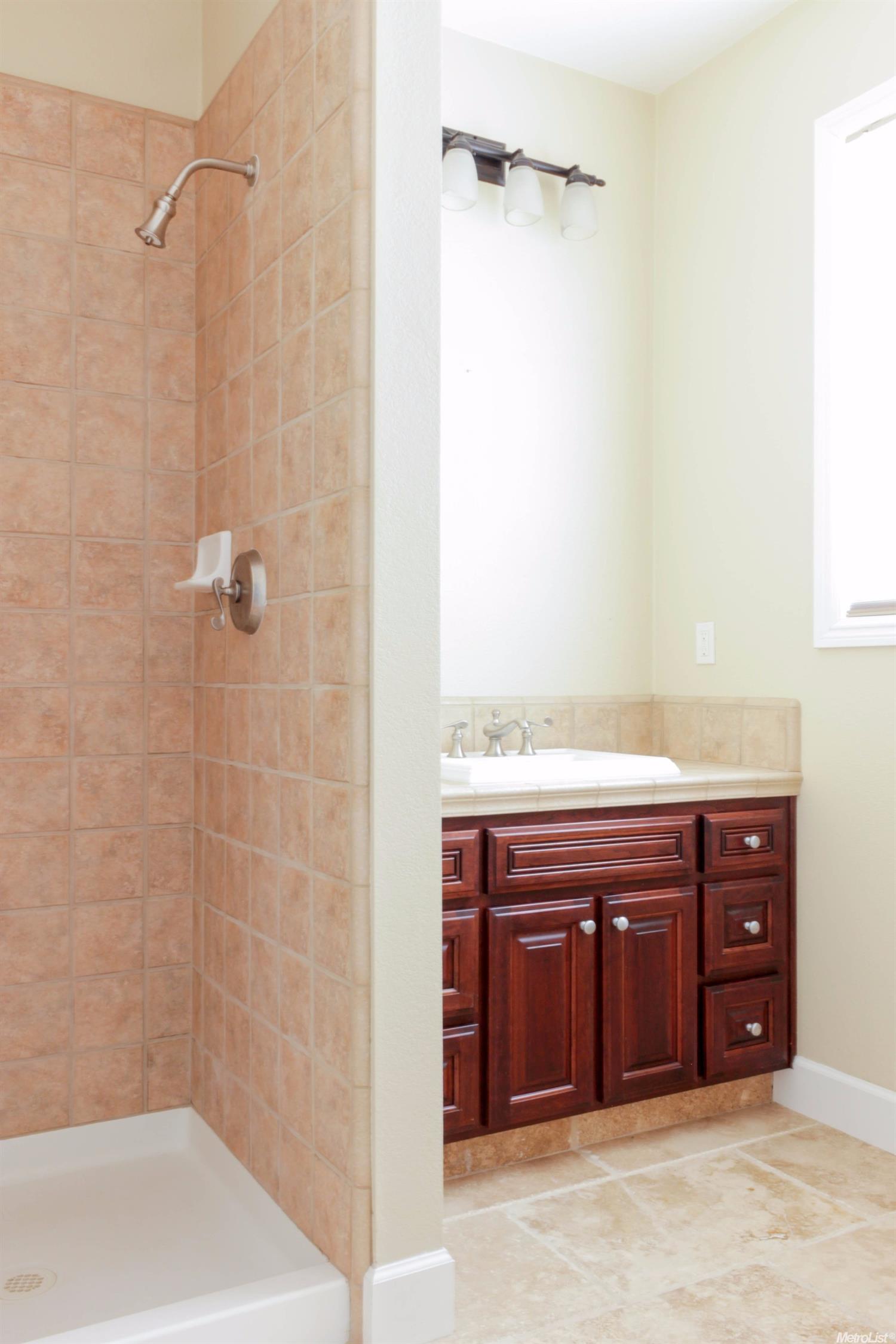 568 S Mohler Rd, Ripon, CA 95366 photo 12