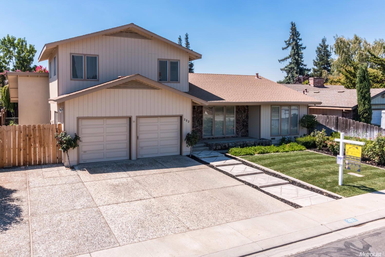 282 California St, Ripon, CA 95366 photo 2