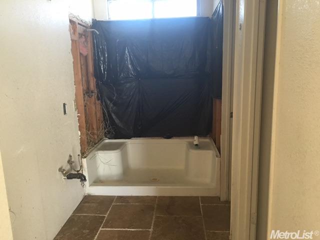 806 Agusta Dr, Lathrop, CA 95330 photo 10