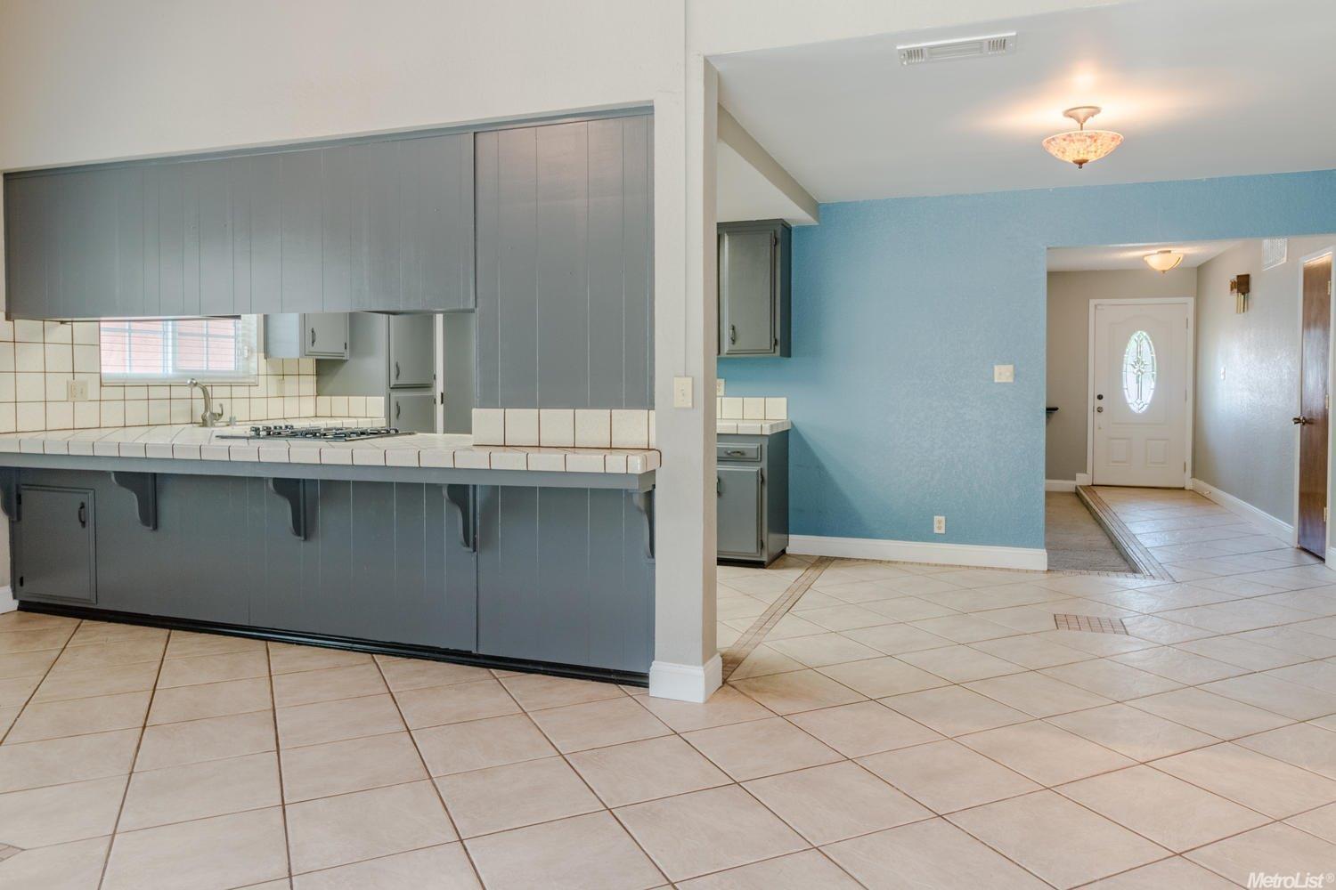 837 Alpine Ave, Manteca, CA 95336 photo 9