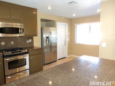 2307 Pheasant Run Cir, Stockton, CA 95207 photo 1