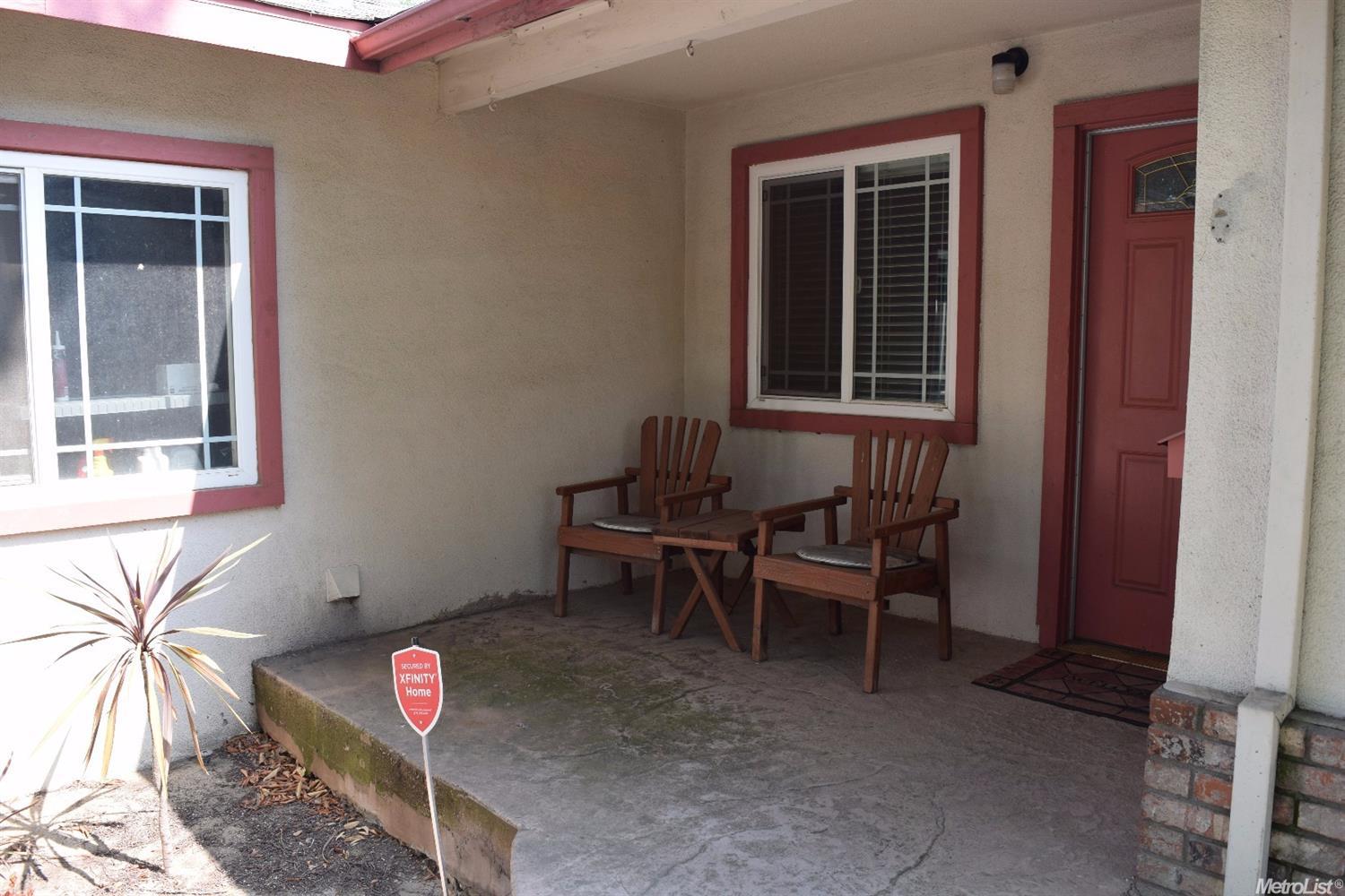 1828 Langton Ln, Modesto, CA 95350 photo 3