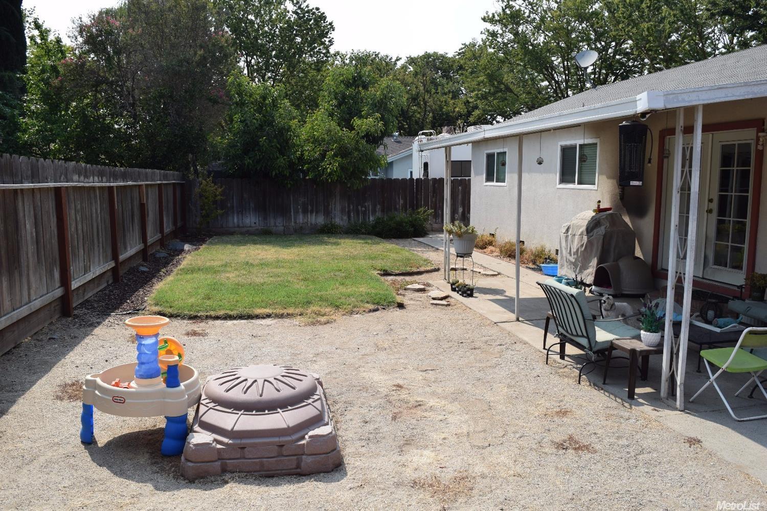 1828 Langton Ln, Modesto, CA 95350 photo 4