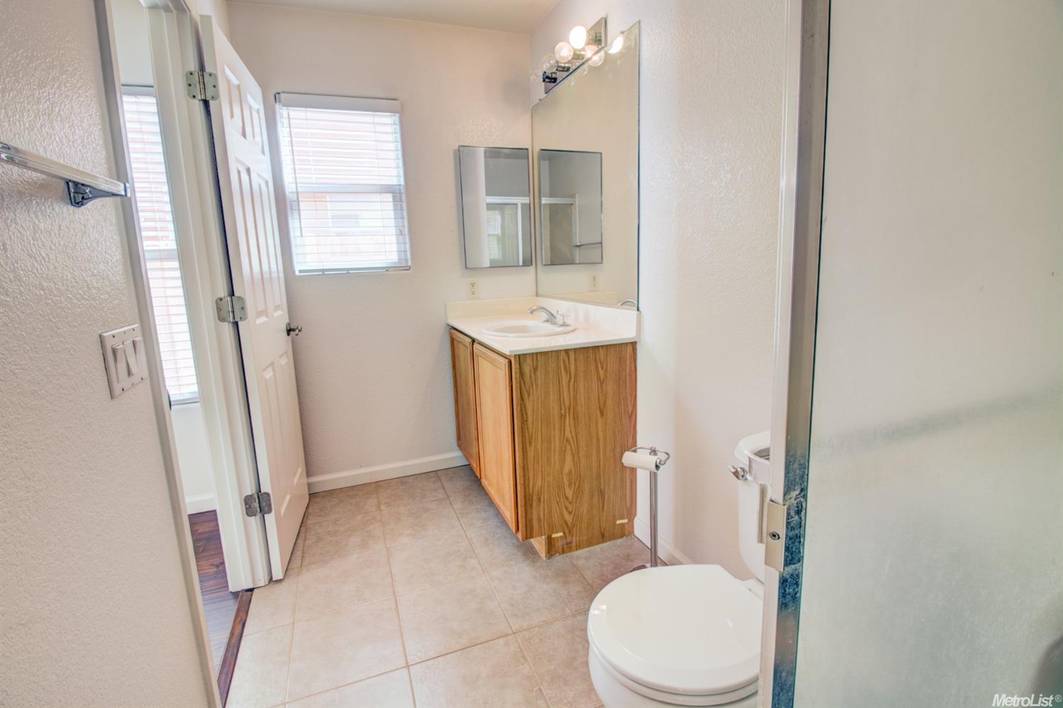 4272 Castleton Cir, Mather, CA 95655 photo 20