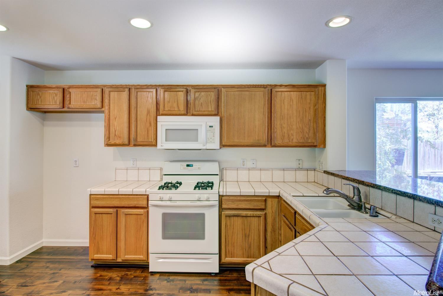 4272 Castleton Cir, Mather, CA 95655 photo 7