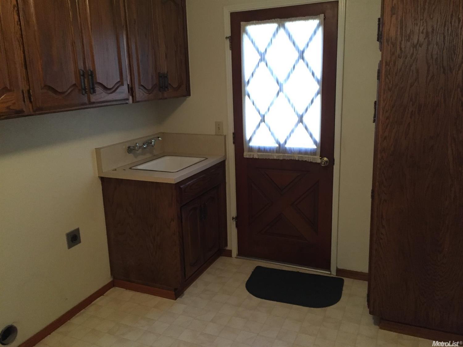 1317 Oakridge Dr, Modesto, CA 95351 photo 19