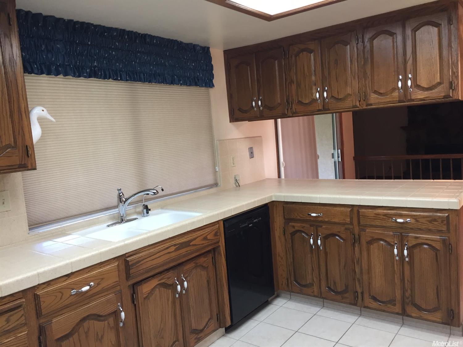 1317 Oakridge Dr, Modesto, CA 95351 photo 9