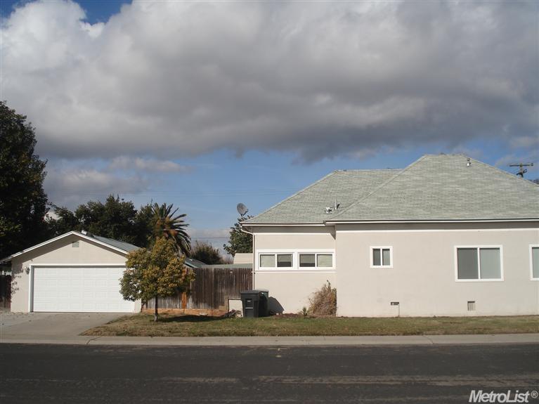 809 Rose Ave, Modesto, CA 95355 photo 3