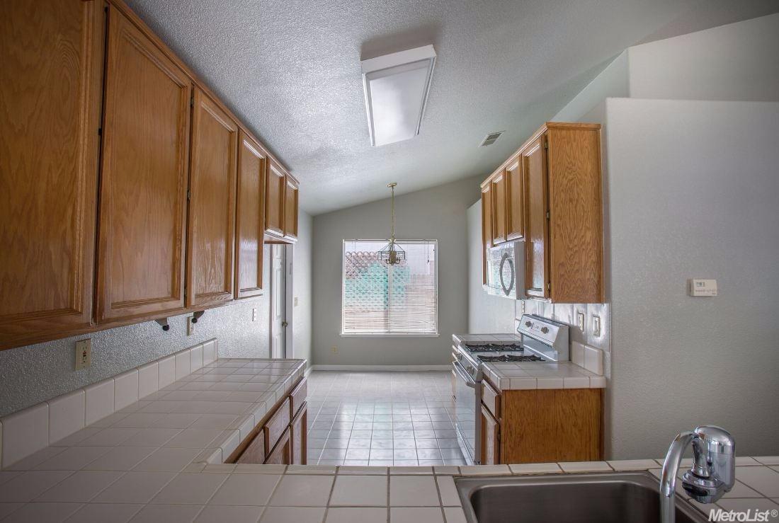 4138 Munich Ct, Antelope, CA 95843 photo 10