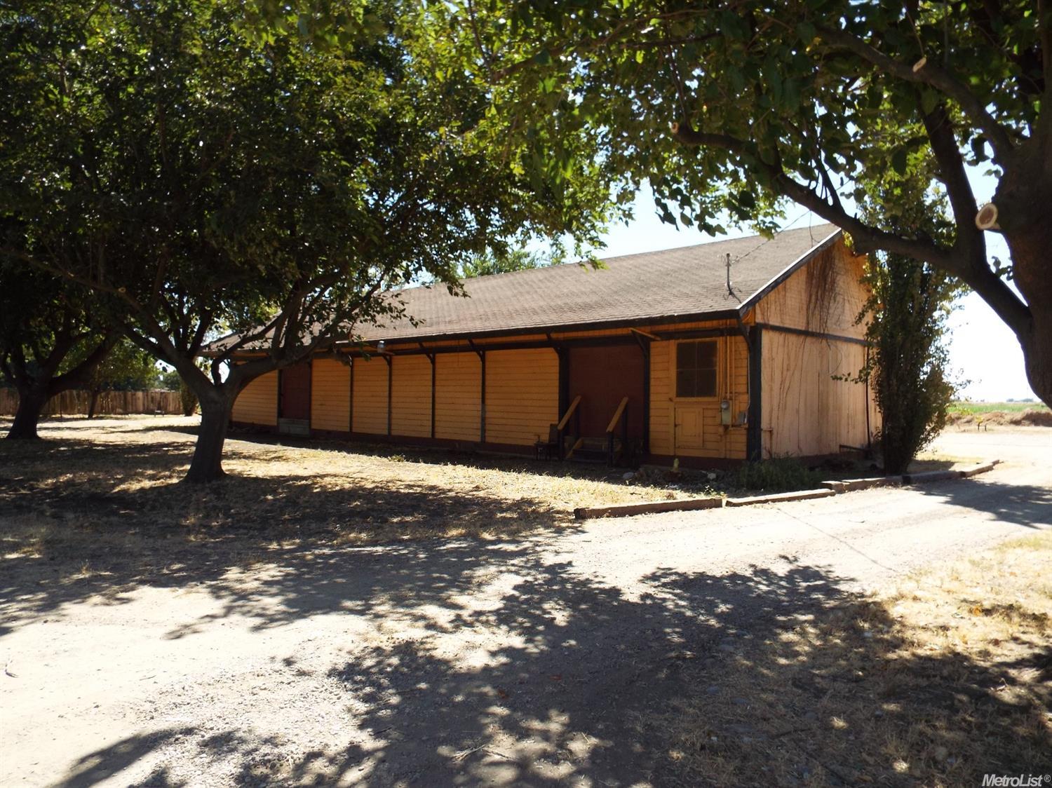 1518 E Las Palmas Ave, Patterson, CA 95363 photo 5
