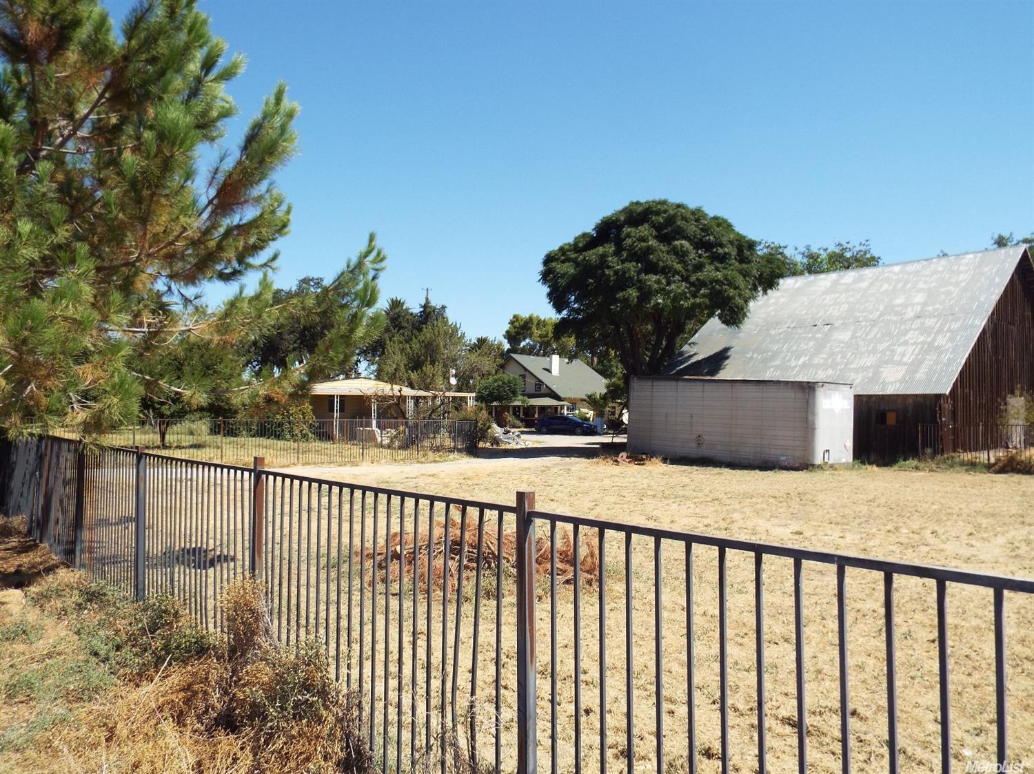 1518 E Las Palmas Ave, Patterson, CA 95363 photo 9