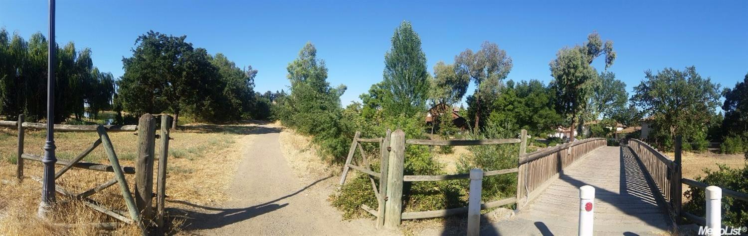 1304 Cassel Pl, Davis, CA 95616 photo 8