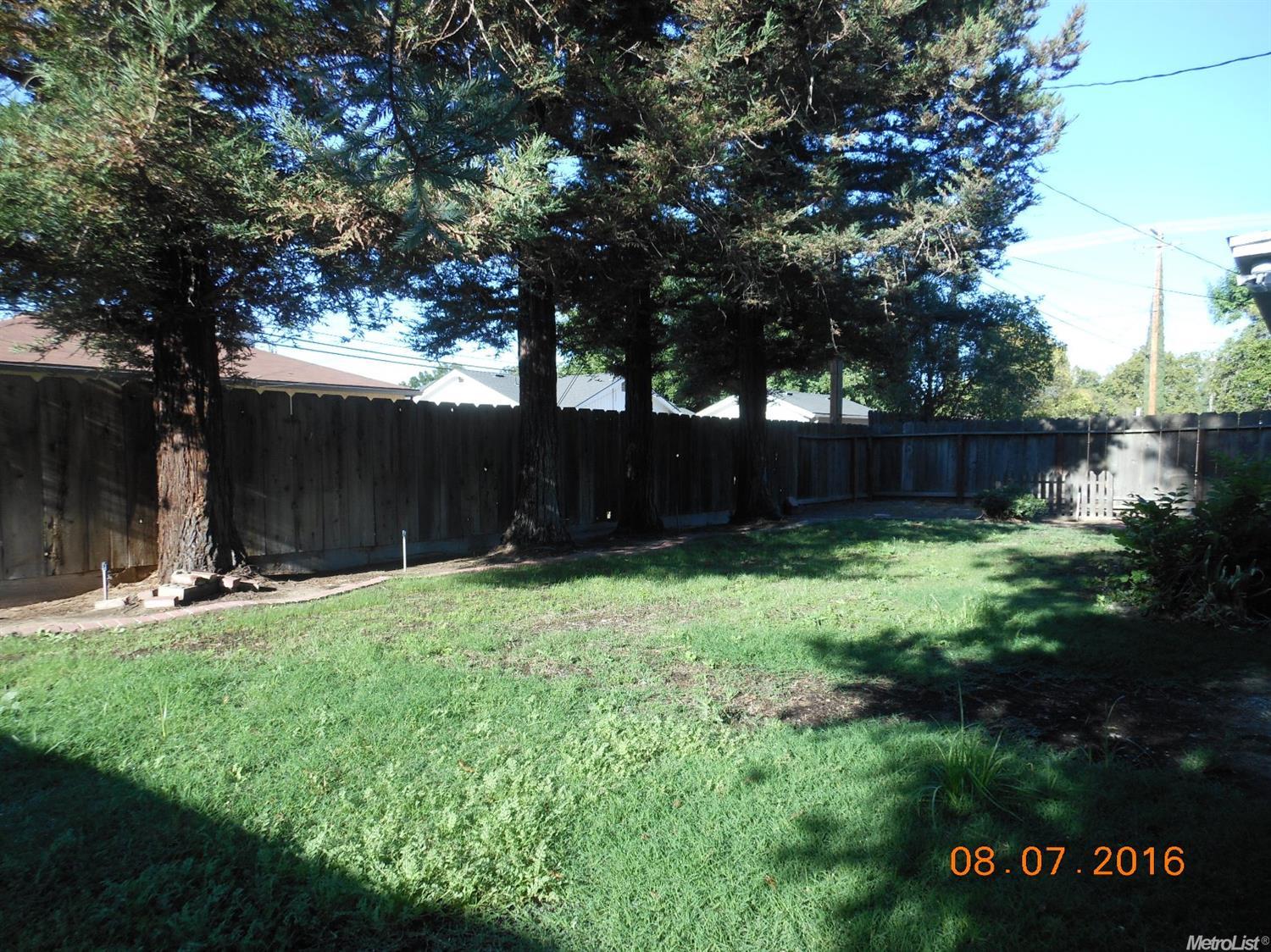 1508 Myrtle St, Turlock, CA 95380 photo 9