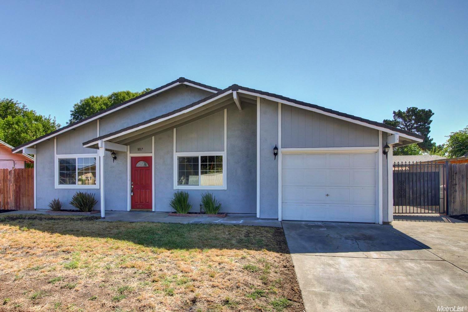 1017 Meadowview Dr, Galt, CA 95632 photo 1