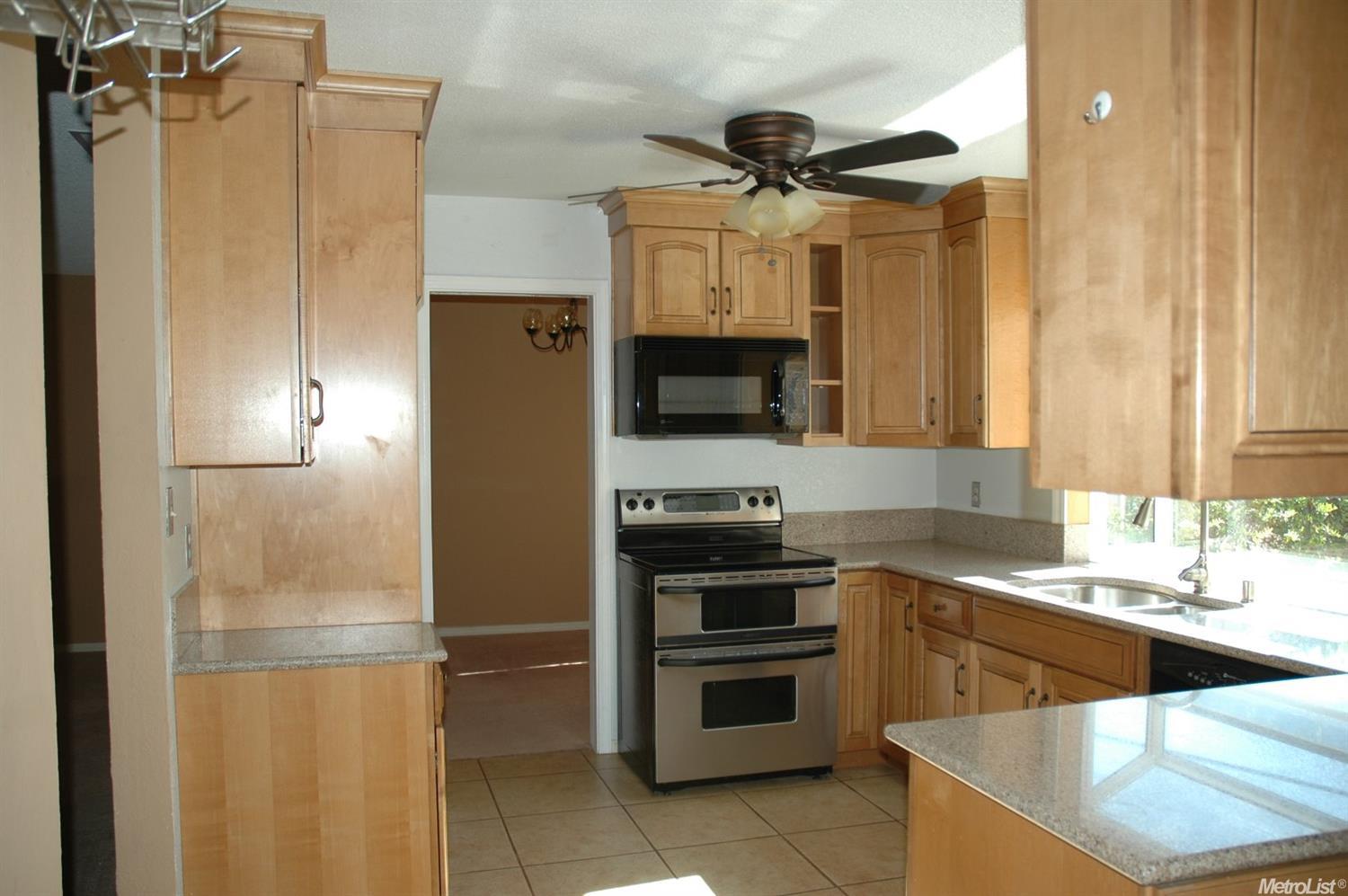 1370 Mcdermott Ct, Tracy, CA 95376 photo 5