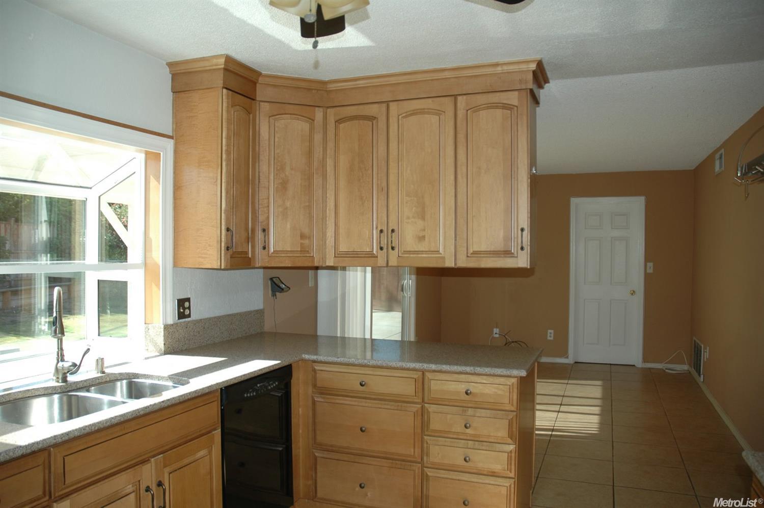 1370 Mcdermott Ct, Tracy, CA 95376 photo 6