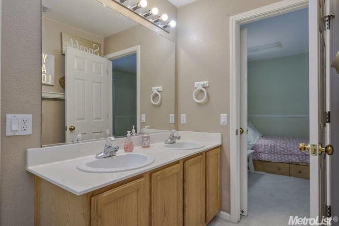 1546 Pastal Way, Davis, CA 95618 photo 23