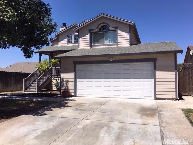 917 Fall River Dr, Modesto, CA 95351 photo 1