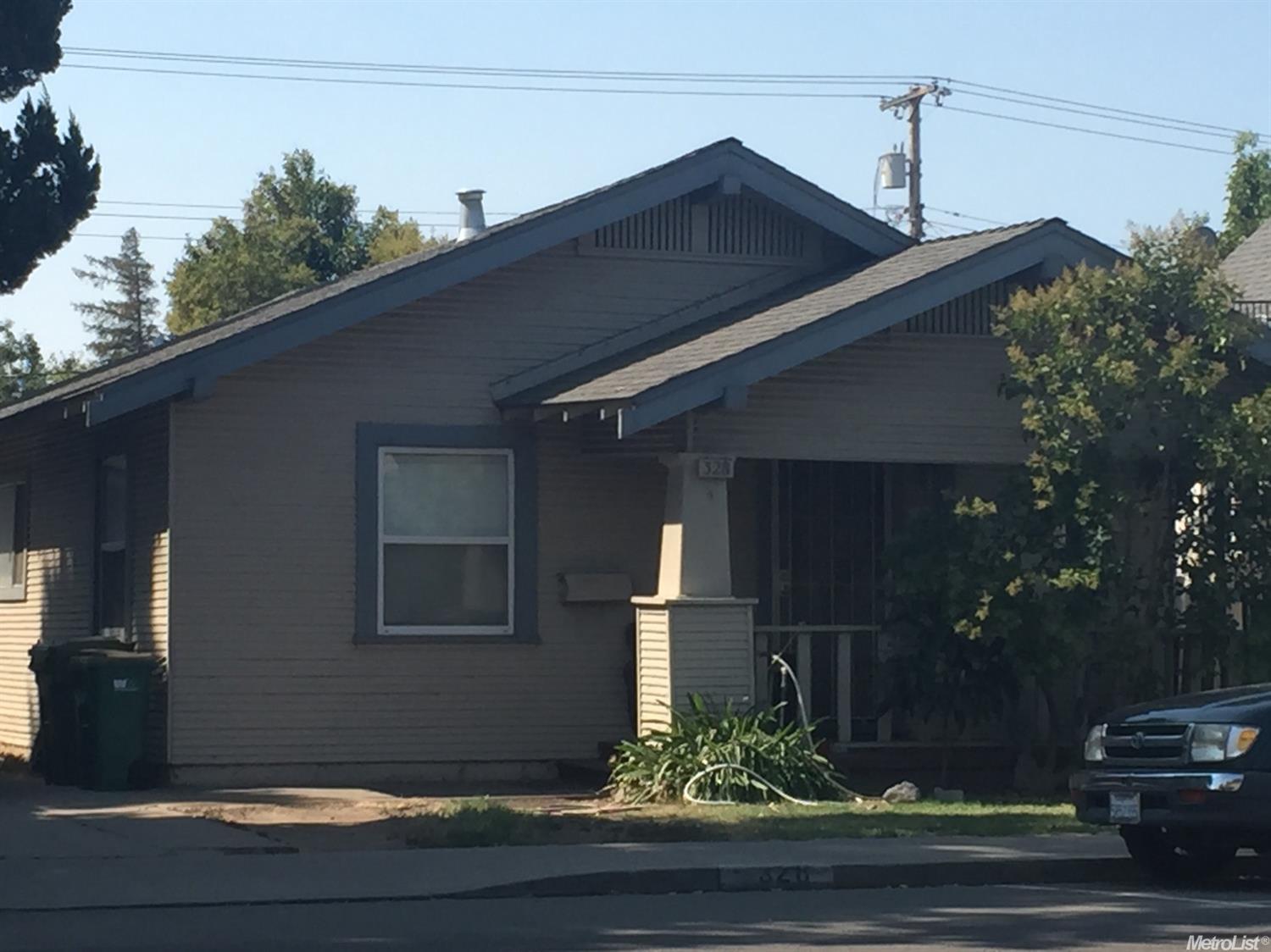 328 E Lodi Ave, Lodi, CA 95240 photo 1