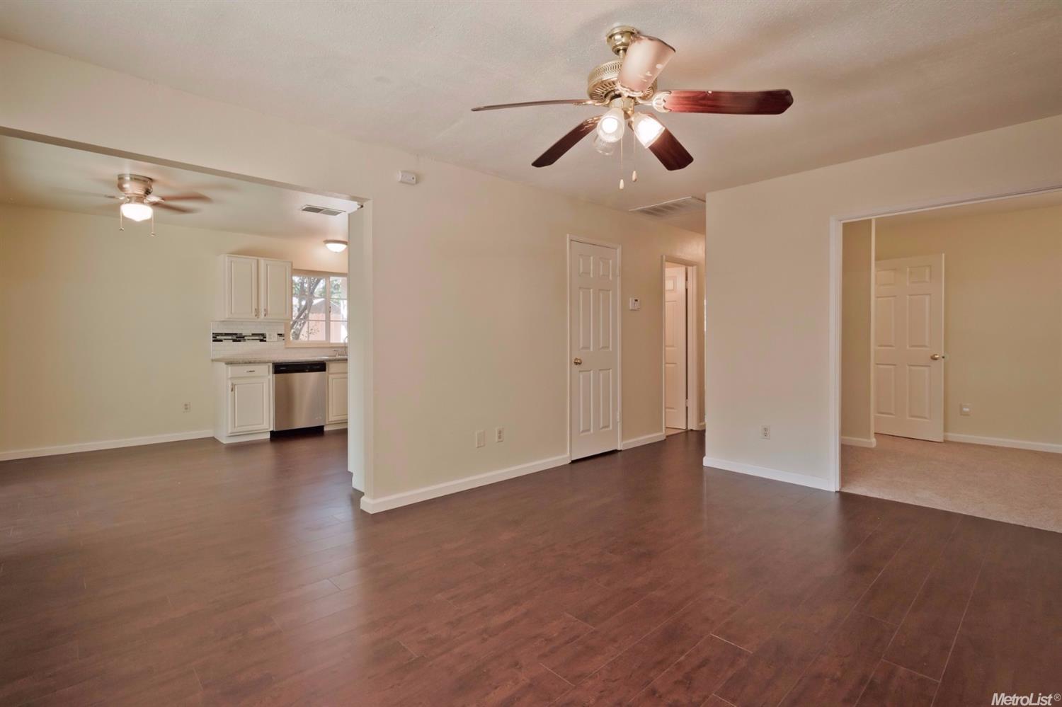 2824 Bateman Ln, Modesto, CA 95354 photo 5