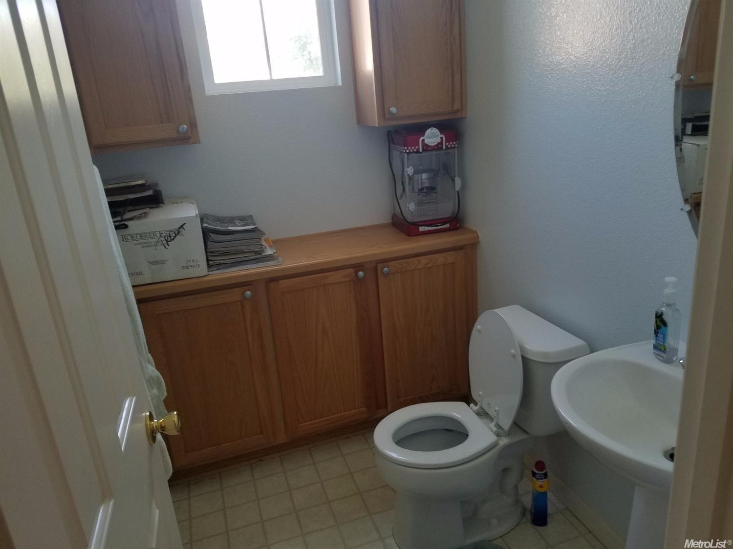 2006 Esplanade Cir, Folsom, CA 95630 photo 8