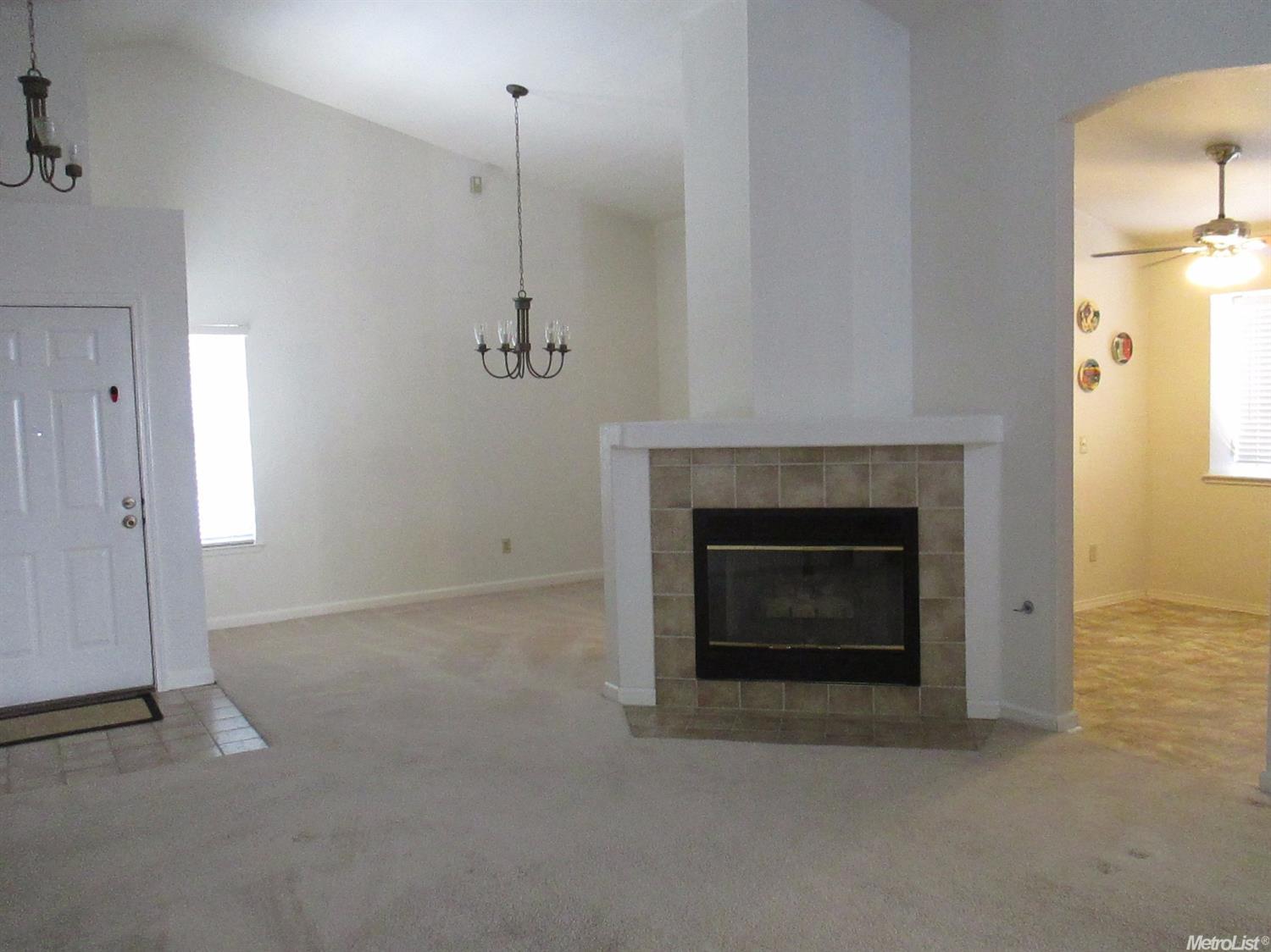 8209 Bellsbrae Dr, Antelope, CA 95843 photo 4