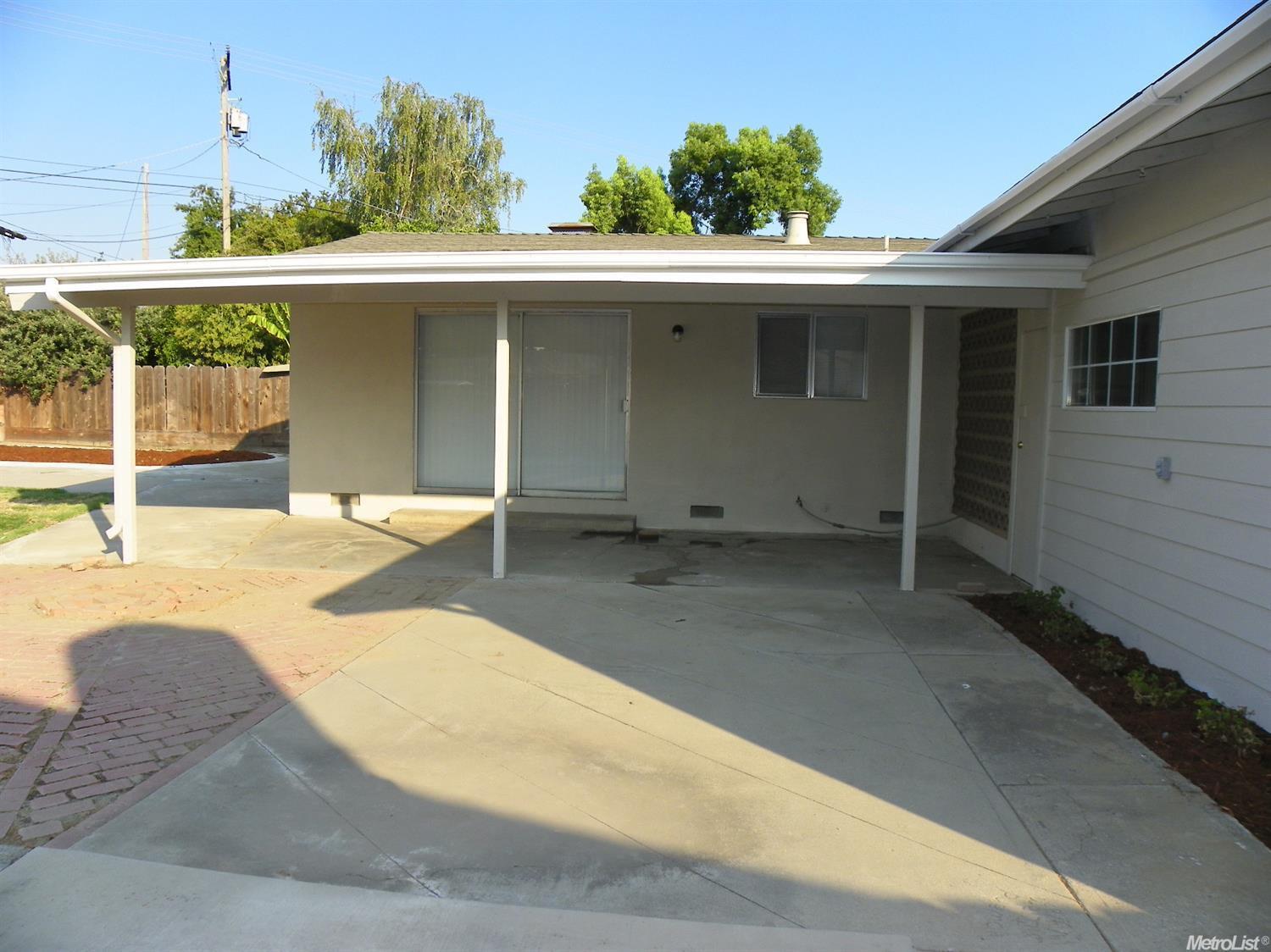 1306 Aurora St, Modesto, CA 95351 photo 14