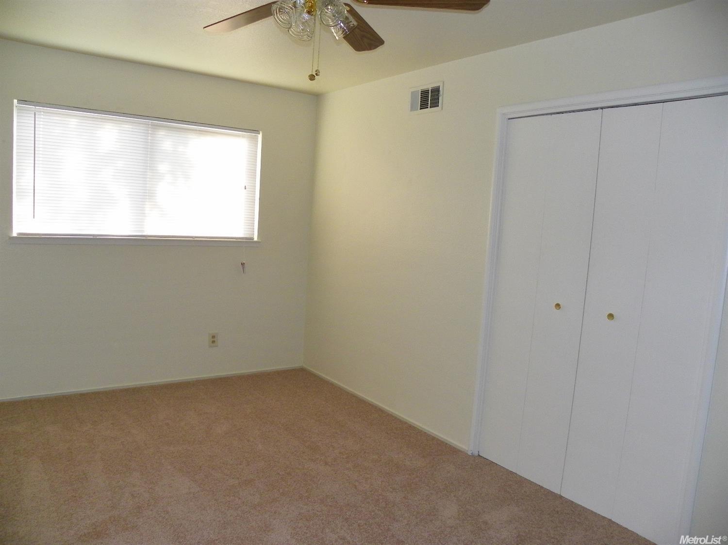 1306 Aurora St, Modesto, CA 95351 photo 12