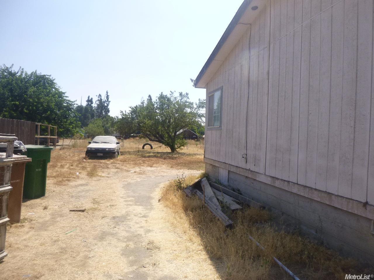 7044 Vine Ave, Winton, CA 95388 photo 4