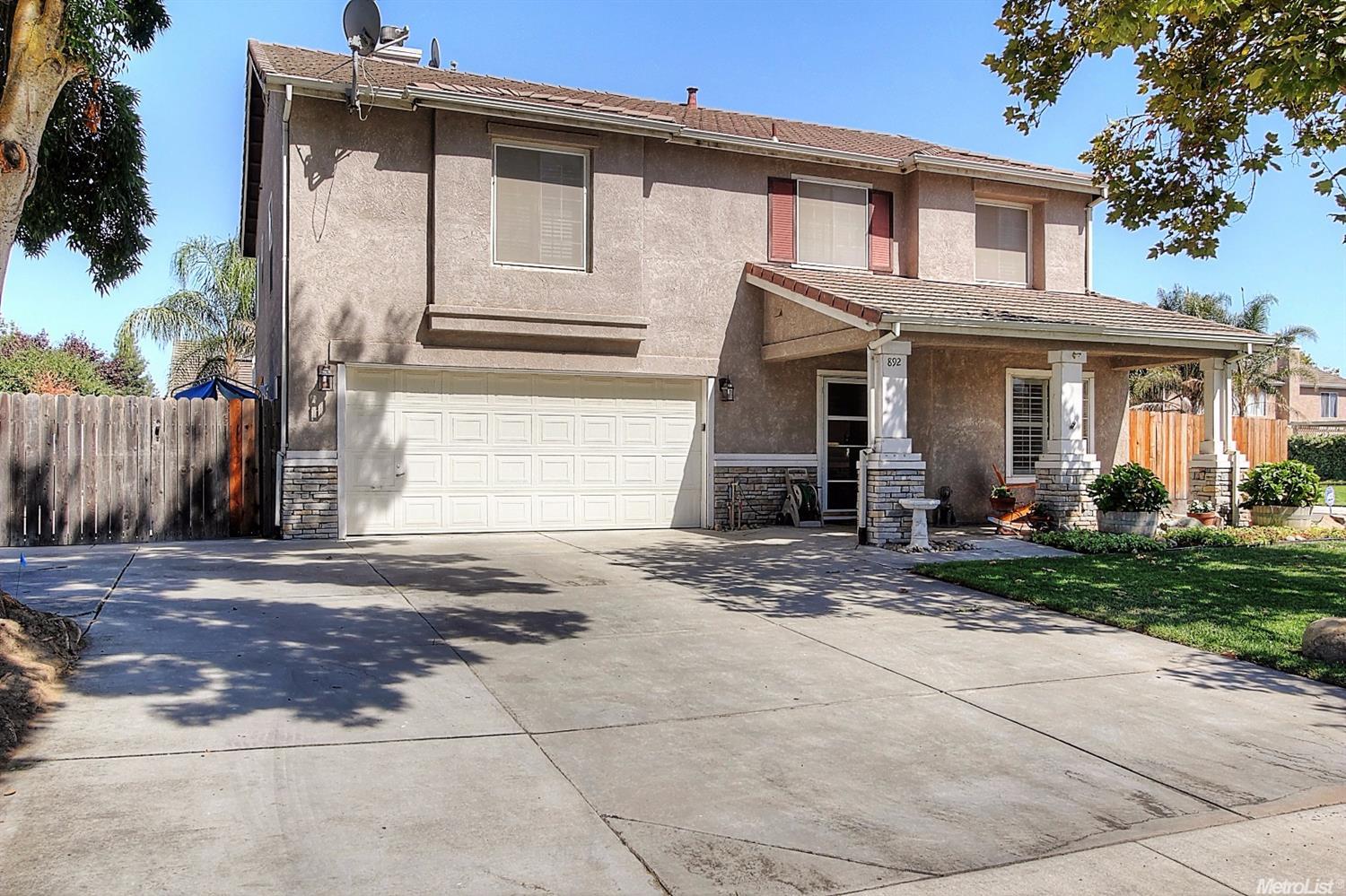 892 Travaille Way, Ripon, CA 95366 photo 2