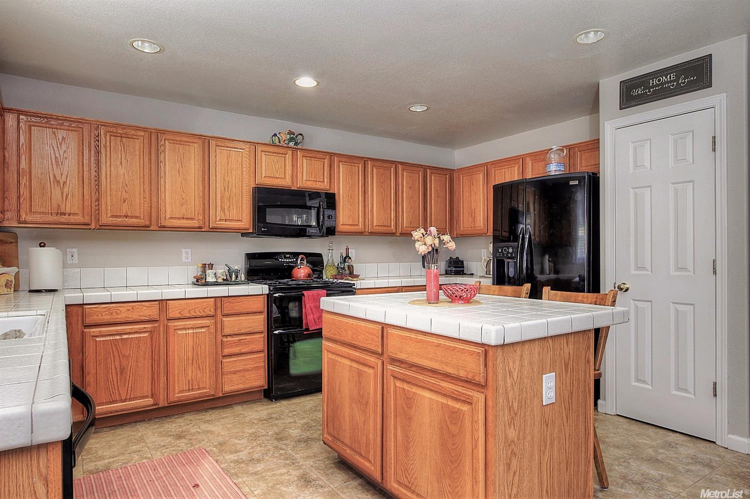 892 Travaille Way, Ripon, CA 95366 photo 7