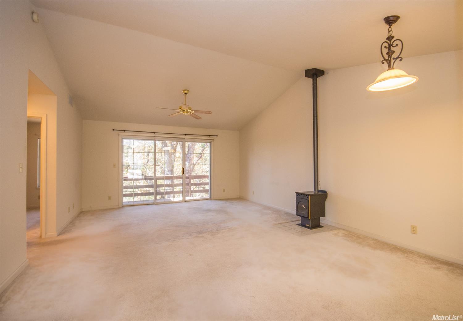 667 Allen Ct, Placerville, CA 95667 photo 3