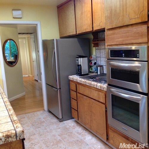 4275 Oak Knoll Dr, Carmichael, CA 95608 photo 9