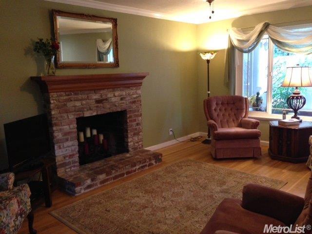 4275 Oak Knoll Dr, Carmichael, CA 95608 photo 3