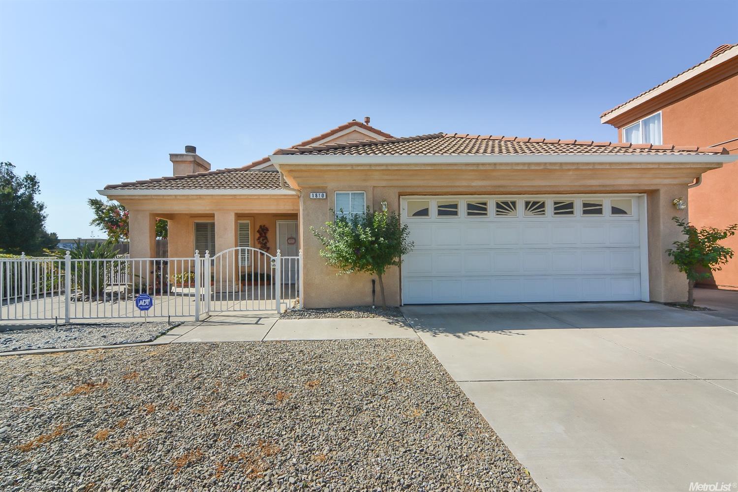 1810 Aberdeen Ct, Manteca, CA 95337 photo 1
